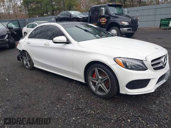 2015 Mercedes-Benz C-Class C 400 with VIN 55SWF6GB9FU011462, listed as a IAAI auction lot 41649304 with 123,915 mi miles. Bid and sale history available at carsss.com. Image 1.