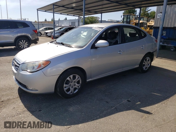 2010 Hyundai Elantra GLS z VIN KMHDU4AD1AU940571, wystawiony jako Copart lot #60626355 z przebiegiem 216 393 mil mil oraz Szkoda całkowita • Salvage title. Historia ofert i sprzedaży dostępna na DreamBid. Obrazek 1.