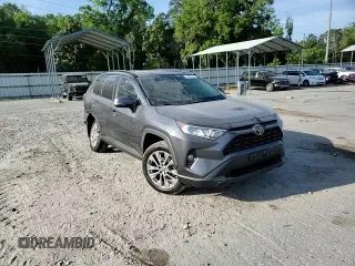 2021 Toyota RAV4 XLE Premium с VIN 2T3A1RFV7MC207416, выставлен на аукционе Copart как лот 54402225 с пробегом 70 597 миль миль и Списание • Salvage title. История ставок и продаж доступна на DreamBid. Изображение 14.