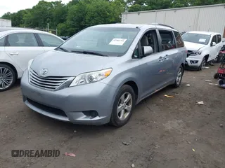 2015 Toyota Sienna LE AAS with VIN 5TDKK3DC0FS588089, listed as a IAAI auction lot 42501791 with 190,322 mi miles and . Bid and sale history available at DreamBid. Image 4.