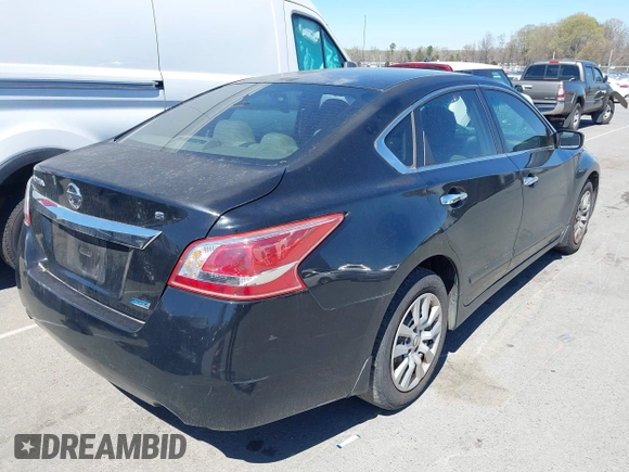 2013 Nissan Altima S with VIN 1N4AL3AP3DN541051, listed as a IAAI auction lot 41866422 with 246,141 mi miles and . Bid and sale history available at DreamBid. Image 4.
