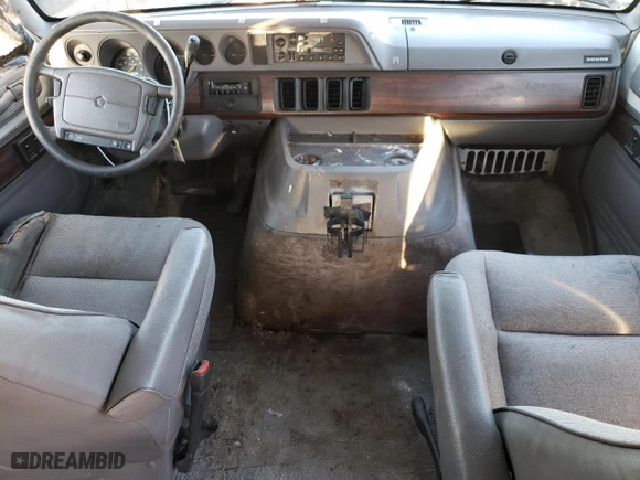 1995 Dodge Ram Van with VIN 2B7HB21Y3SK503648, listed as a Copart auction lot 83202054 with NaN miles and Clean Title. Bid and sale history available at carsss.com. Image 8.