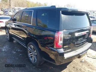 2018 GMC Yukon Denali with VIN 1GKS2CKJ2JR303356, listed as a IAAI auction lot 41768935 with 89,869 mi miles. Bid and sale history available at carsss.com. Image 3.