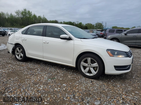 2013 Volkswagen Passat SE with VIN 1VWBN7A39DC118514, listed as a Copart auction lot 51520105 with 146,327 mi miles and Salvage title. Bid and sale history available at DreamBid. Image 4.