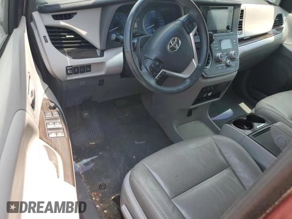 2017 Toyota Sienna XLE Auto Access Seat с VIN 5TDYZ3DC5HS893015, выставлен на аукционе Copart как лот 62248085 с пробегом 114 018 миль миль и Списание • Salvage title. История ставок и продаж доступна на DreamBid. Изображение 8.