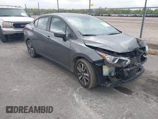 2021 Nissan Versa SV with VIN 3N1CN8EV8ML831968, listed as a IAAI auction lot 41897775 with 82,392 mi miles. Bid and sale history available at carsss.com. Image 1.