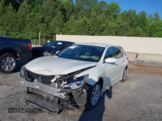 2016 Nissan Altima 2.5 S with VIN 1N4AL3AP4GN341039, listed as a IAAI auction lot 39454102 with 93,580 mi miles. Bid and sale history available at carsss.com. Image 2.