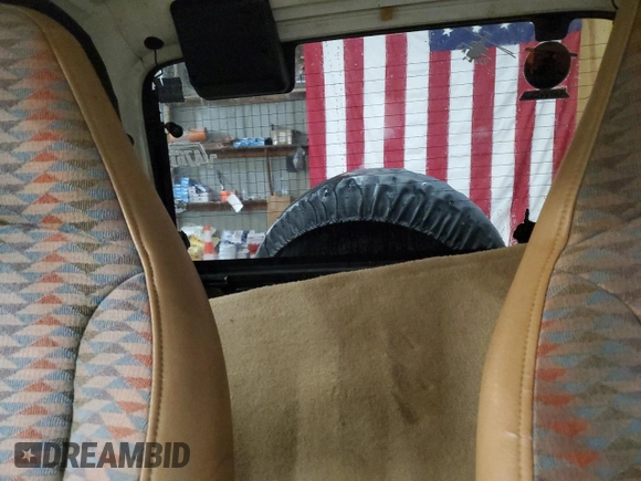 1997 Jeep Wrangler SE with VIN 1J4FY29PXVP476747, listed as a Copart auction lot 49218685 with 165,442 mi miles and Clean Title. Bid and sale history available at carsss.com. Image 10.