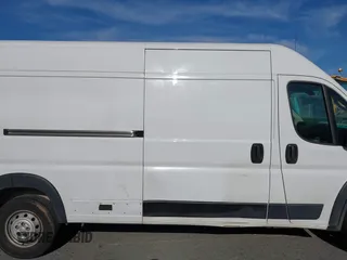 2019 Ram ProMaster Cargo with VIN 3C6URVJG6KE560302, listed as a IAAI auction lot 41779148 with 80,418 mi miles. Bid and sale history available at carsss.com. Image 13.