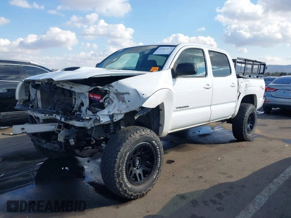 2007 Toyota Tacoma PreRunner z VIN 3TMJU62N87M029323, wystawiony jako IAAI lot #41462575 z przebiegiem 211 104 mil mil oraz . Historia ofert i sprzedaży dostępna na DreamBid. Obrazek 18.