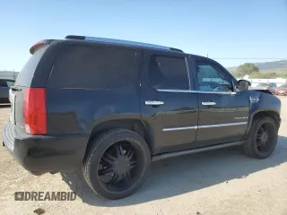 2008 Cadillac Escalade z VIN 1GYFK63808R180204, wystawiony jako Copart lot #55704295 z przebiegiem 156 101 mil mil oraz Szkoda całkowita • Salvage title. Historia ofert i sprzedaży dostępna na DreamBid. Obrazek 3.