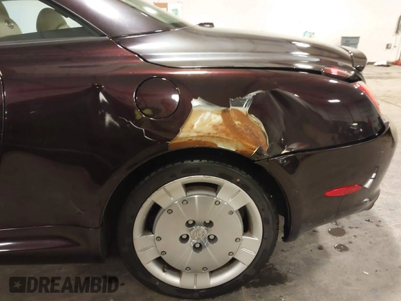 2005 Lexus SC with VIN JTHFN48Y950069904, listed as a IAAI auction lot 41804397 with 120,703 mi miles. Bid and sale history available at carsss.com. Image 18.