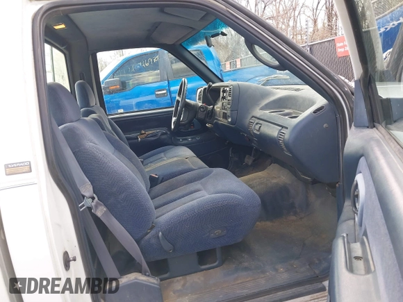 1996 Chevrolet Silverado 1500 with VIN 1GCEC14M5TZ100322, listed as a IAAI auction lot 41785244 with 181,476 mi miles and . Bid and sale history available at DreamBid. Image 5.
