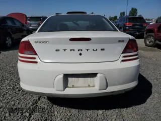 2004 Dodge Stratus SE z VIN 1B3EL36XX4N191469, wystawiony jako Copart lot #73231934 z przebiegiem 111 322 mil mil oraz Szkody całkowita. Historia ofert i sprzedaży dostępna na DreamBid. Obrazek 6.