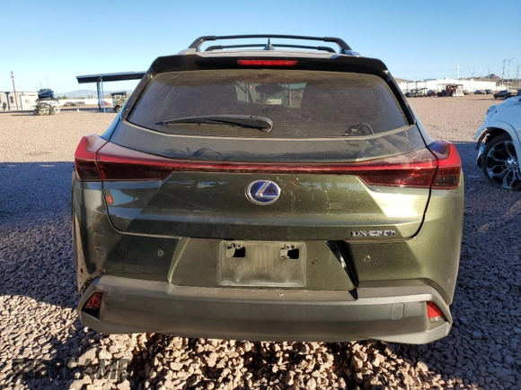 2022 Lexus UX 250h with VIN JTHX9JBHXN2055837, listed as a Copart auction lot 88178815 with 69,913 mi miles and Salvage title. Bid and sale history available at DreamBid. Image 6.