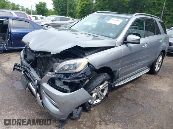 2015 Mercedes-Benz M 350 with VIN 4JGDA5HB4FA496808, listed as a IAAI auction lot 42351889 with 145,625 mi miles and . Bid and sale history available at DreamBid. Image 6.