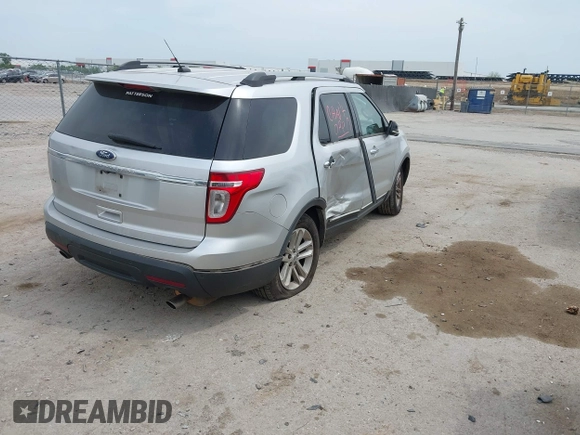 2012 Ford Explorer XLT z VIN 1FMHK7D84CGA53376, wystawiony jako IAAI lot #42050839 z przebiegiem 204 314 mil mil oraz . Historia ofert i sprzedaży dostępna na DreamBid. Obrazek 4.