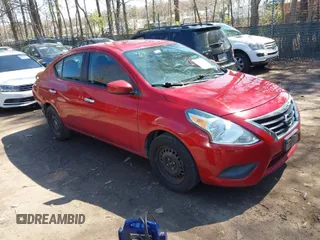 2015 Nissan Versa SV with VIN 3N1CN7AP9FL842479, listed as a IAAI auction lot 41895809 with 109,518 mi miles. Bid and sale history available at carsss.com. Image 1.