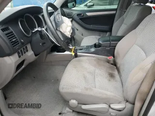 2009 Toyota 4Runner SR5 z VIN JTEZU14R19K026825, wystawiony jako Copart lot #46852835 z przebiegiem 72 578 mil mil oraz Szkoda całkowita • Salvage title. Historia ofert i sprzedaży dostępna na DreamBid. Obrazek 7.