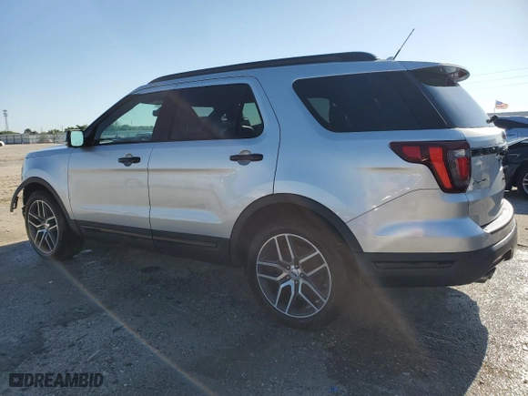 2019 Ford Explorer Sport with VIN 1FM5K8GT3KGB41679, listed as a Copart auction lot 52753815 with 98,213 mi miles and Non Repairable. Bid and sale history available at carsss.com. Image 2.
