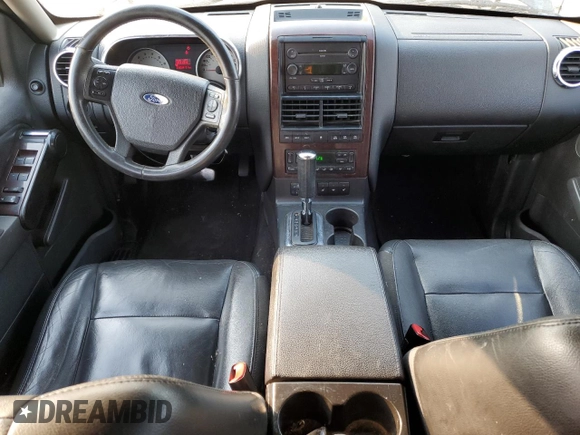 2007 Ford Explorer Limited с VIN 1FMEU75867UB53112, выставлен на аукционе Copart как лот 64616574 с пробегом 235 296 миль миль и Списание • Salvage title. История ставок и продаж доступна на DreamBid. Изображение 8.