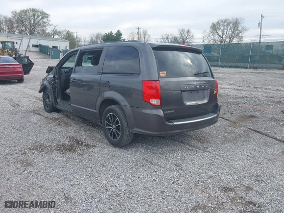 2018 Dodge Grand Caravan GT with VIN 2C4RDGEG8JR220956, listed as a IAAI auction lot 41828202 with 149,386 mi miles. Bid and sale history available at carsss.com. Image 3.
