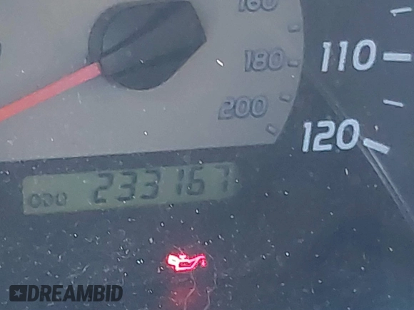 2005 Toyota Tacoma PreRunner with VIN 3TMKU72N75M001102, listed as a IAAI auction lot 41105774 with 233,167 mi miles. Bid and sale history available at carsss.com. Image 7.