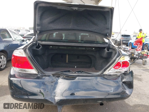 2006 Toyota Camry STD with VIN 4T1BE32K16U165708, listed as a IAAI auction lot 42138137 with 156,438 mi miles and . Bid and sale history available at DreamBid. Image 6.