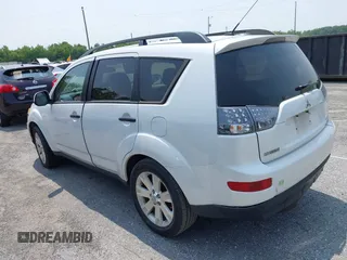 2007 Mitsubishi Outlander LS z VIN JA4MT31X67Z019805, wystawiony jako IAAI lot #42424258 z przebiegiem Nie podano mil oraz . Historia ofert i sprzedaży dostępna na DreamBid. Obrazek 3.