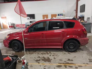 2007 Pontiac Vibe with VIN 5Y2SL65887Z439292, listed as a IAAI auction lot 41610824 with 102,379 mi miles. Bid and sale history available at carsss.com. Image 14.