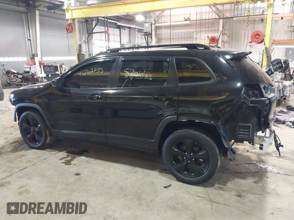 2021 Jeep Cherokee Altitude with VIN 1C4PJLLB7MD189285, listed as a IAAI auction lot 41262735 with 57,061 mi miles. Bid and sale history available at carsss.com. Image 15.