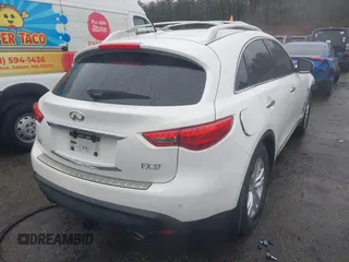 2013 Infiniti FX with VIN JN8CS1MW9DM173949, listed as a IAAI auction lot 41797752 with 107,470 mi miles. Bid and sale history available at carsss.com. Image 4.
