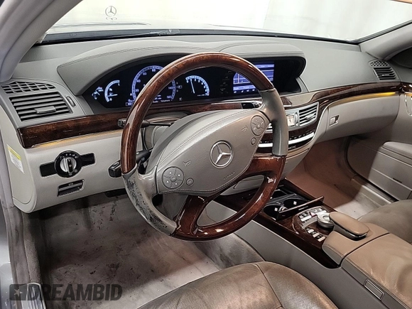 2013 Mercedes-Benz S 550 with VIN WDDNG9EB7DA512568, listed as a IAAI auction lot 42843877 with 128,764 mi miles and . Bid and sale history available at DreamBid. Image 6.