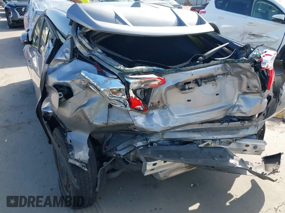 2019 Toyota C-HR XLE with VIN JTNKHMBX9K1024048, listed as a IAAI auction lot 41775374 with 38,909 mi miles. Bid and sale history available at carsss.com. Image 6.