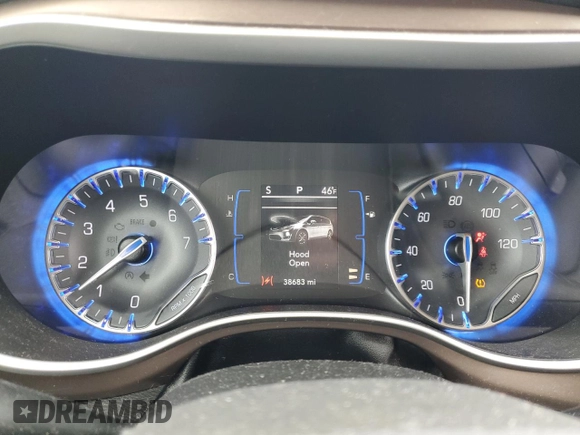 2018 Chrysler Pacifica Touring Plus with VIN 2C4RC1FG1JR178192, listed as a Copart auction lot 49412905 with 38,683 mi miles and Salvage Title. Bid and sale history available at DreamBid. Image 9.