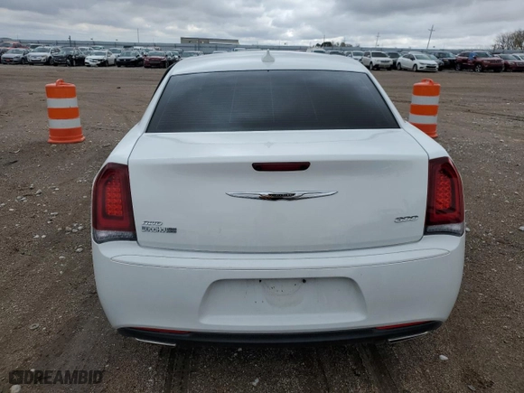2019 Chrysler 300 Touring with VIN 2C3CCARGXKH649267, listed as a Copart auction lot 79450204 with 89,591 mi miles and Salvage Title. Bid and sale history available at carsss.com. Image 6.