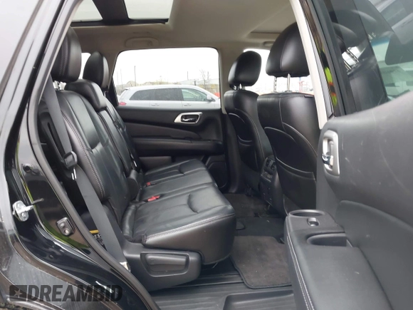 2014 Nissan Pathfinder SL with VIN 5N1AR2MM0EC663878, listed as a IAAI auction lot 42060502 with 130,296 mi miles. Bid and sale history available at carsss.com. Image 8.
