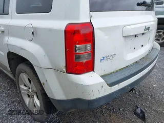 2011 Jeep Patriot Sport с VIN 1J4NT1GB7BD126565, выставлен на аукционе IAAI как лот 42524054 с пробегом 145 906 миль миль и . История ставок и продаж доступна на DreamBid. Изображение 16.