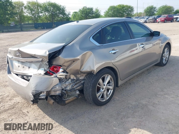 2014 Nissan Altima 2.5 S with VIN 1N4AL3AP5EN213213, listed as a IAAI auction lot 41922343 with 78,197 mi miles. Bid and sale history available at carsss.com. Image 4.