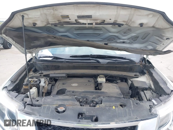 2016 Nissan Pathfinder Platinum with VIN 5N1AR2MN2GC655552, listed as a IAAI auction lot 42052079 with 232,908 mi miles. Bid and sale history available at carsss.com. Image 10.