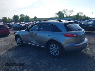 2006 Infiniti FX with VIN JNRAS08U56X101878, listed as a IAAI auction lot 42143716 with 173,266 mi miles. Bid and sale history available at carsss.com. Image 3.