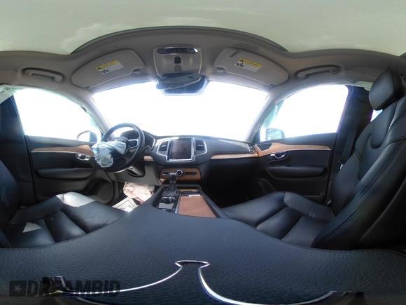2022 Volvo XC90 Momentum with VIN YV4A22PK2N1782723, listed as a IAAI auction lot 42200122 with 26,528 mi miles and . Bid and sale history available at DreamBid. Image 18.