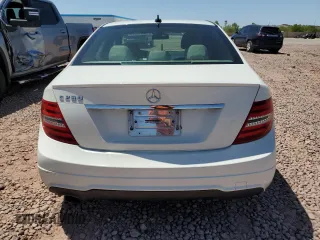 2012 Mercedes-Benz C 250 Sport с VIN WDDGF4HB9CA643364, выставлен на аукционе Copart как лот 64761775 с пробегом 135 139 миль миль и Списание • Salvage title. История ставок и продаж доступна на DreamBid. Изображение 6.