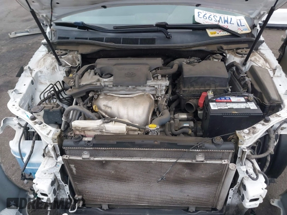 2015 Toyota Camry XLE with VIN 4T1BF1FK0FU094206, listed as a IAAI auction lot 42071968 with 110,165 mi miles. Bid and sale history available at carsss.com. Image 10.