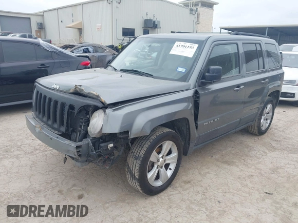 2014 Jeep Patriot Latitude with VIN 1C4NJPFAXED507693, listed as a IAAI auction lot 41701193 with 104,130 mi miles and . Bid and sale history available at DreamBid. Image 17.