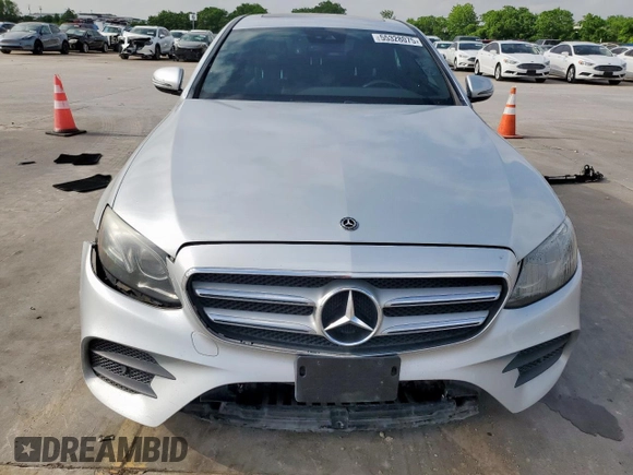 2017 Mercedes-Benz E 300 Luxury with VIN WDDZF4KB5HA255220, listed as a Copart auction lot 55328075 with 164,029 mi miles and Clean Title. Bid and sale history available at DreamBid. Image 5.