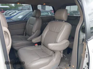 2006 Toyota Sienna XLE with VIN 5TDZA22C36S547762, listed as a IAAI auction lot 42182368 with 166,023 mi miles. Bid and sale history available at carsss.com. Image 8.