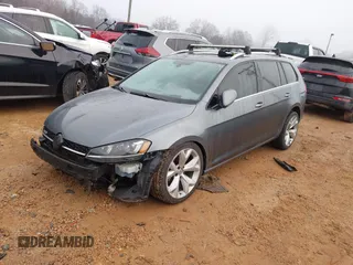 2015 Volkswagen Golf SportWagen TDI SE with VIN 3VWCA7AU9FM500262, listed as a IAAI auction lot 41214726 with 184,242 mi miles. Bid and sale history available at carsss.com. Image 2.