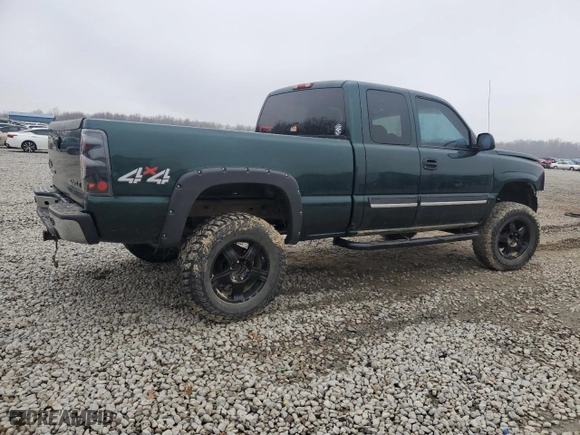 2003 Chevrolet Silverado 1500 LS with VIN 2GCEK19V031323171, listed as a Copart auction lot 43820975 with 0 mi miles and Salvage Title. Bid and sale history available at carsss.com. Image 3.