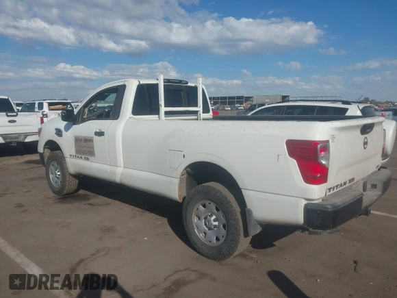 2019 Nissan Titan with VIN 1N6BA1RP0KN523792, listed as a IAAI auction lot 41367790 with 101,426 mi miles and . Bid and sale history available at DreamBid. Image 3.